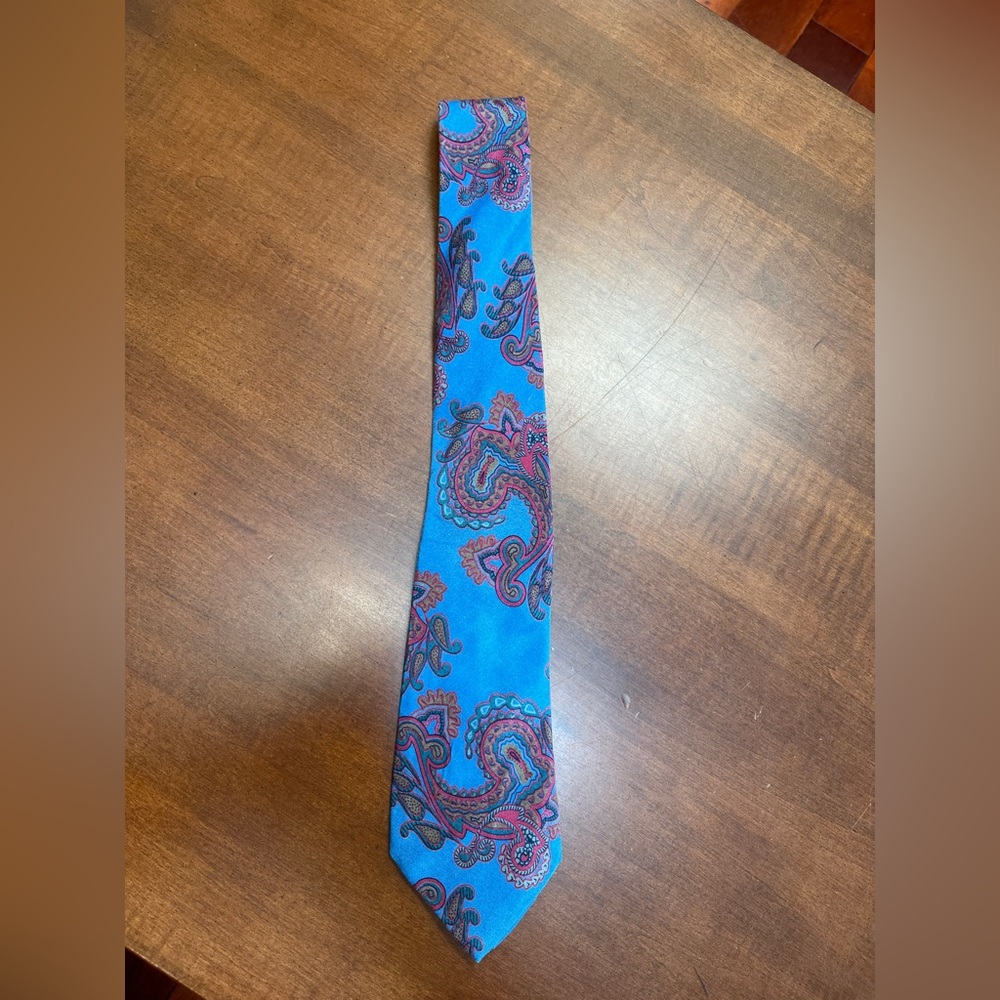 Milano Vibrant Blue and Red /pink Paisley Tie